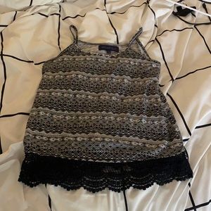 used tank top for kids. 7$!!